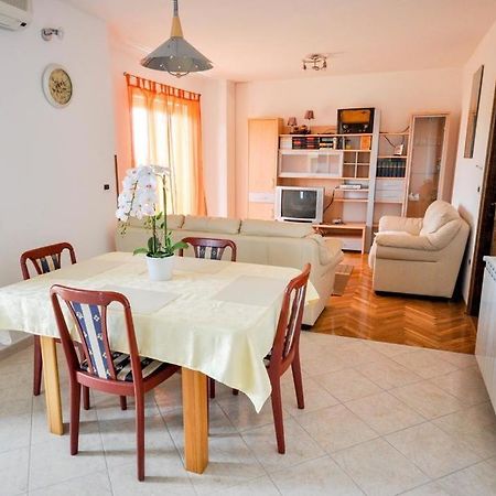 Angela Appartement Novigrad Istria Buitenkant foto